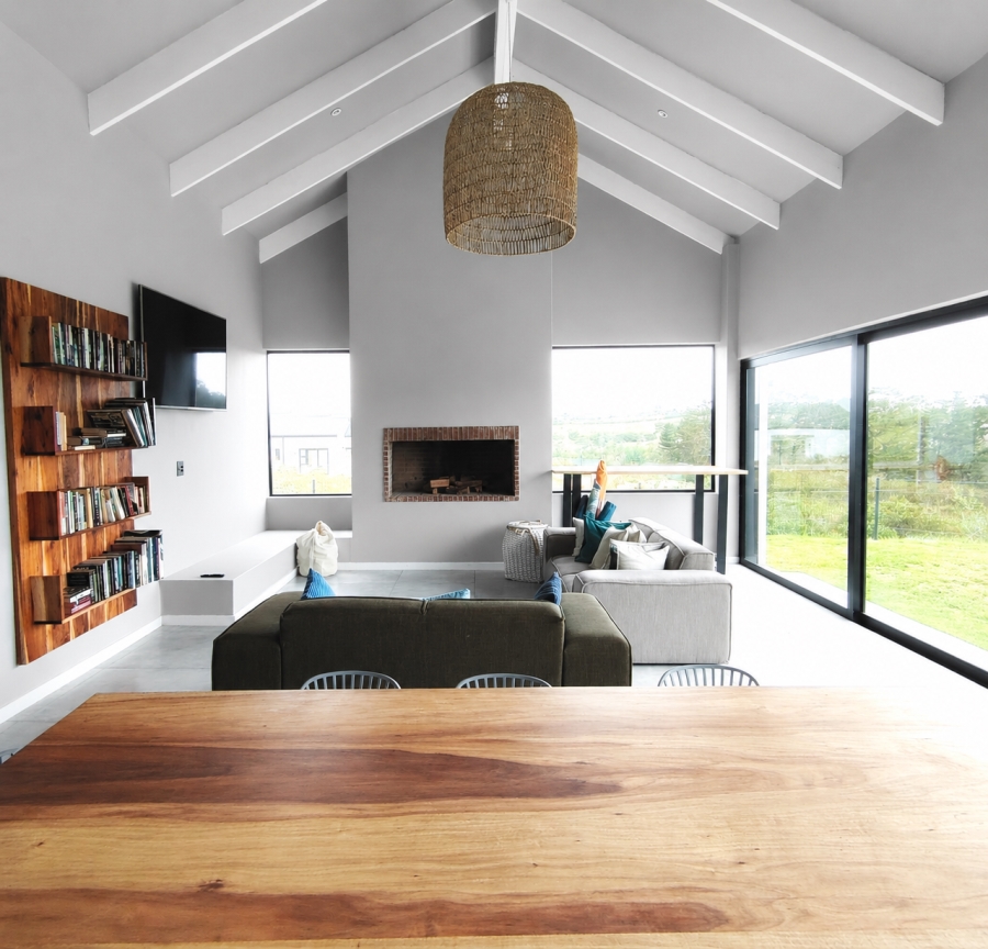5 Bedroom Property for Sale in Brackenridge Western Cape